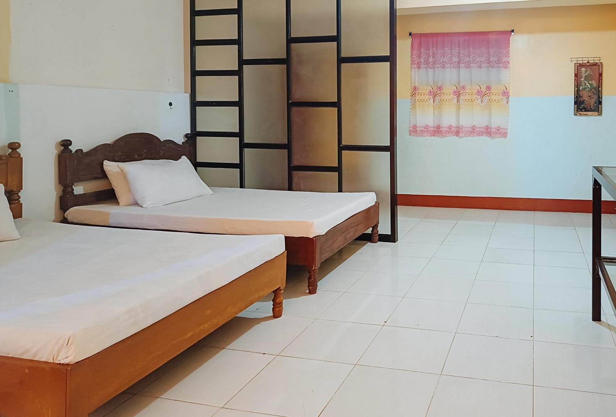 Reddoorz @ Grand Valley Hotel Junction Luna Cagayan Тагайтай Экстерьер фото
